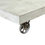 SalesFever® Leichtbeton -Tisch, Couchtisch mit Rollen, Platte aus Leichtbeton, Metallrollen, Rechteckig, Grau, 80 x 80 x 28 cm